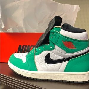 Jordan 1s lucky green brand new